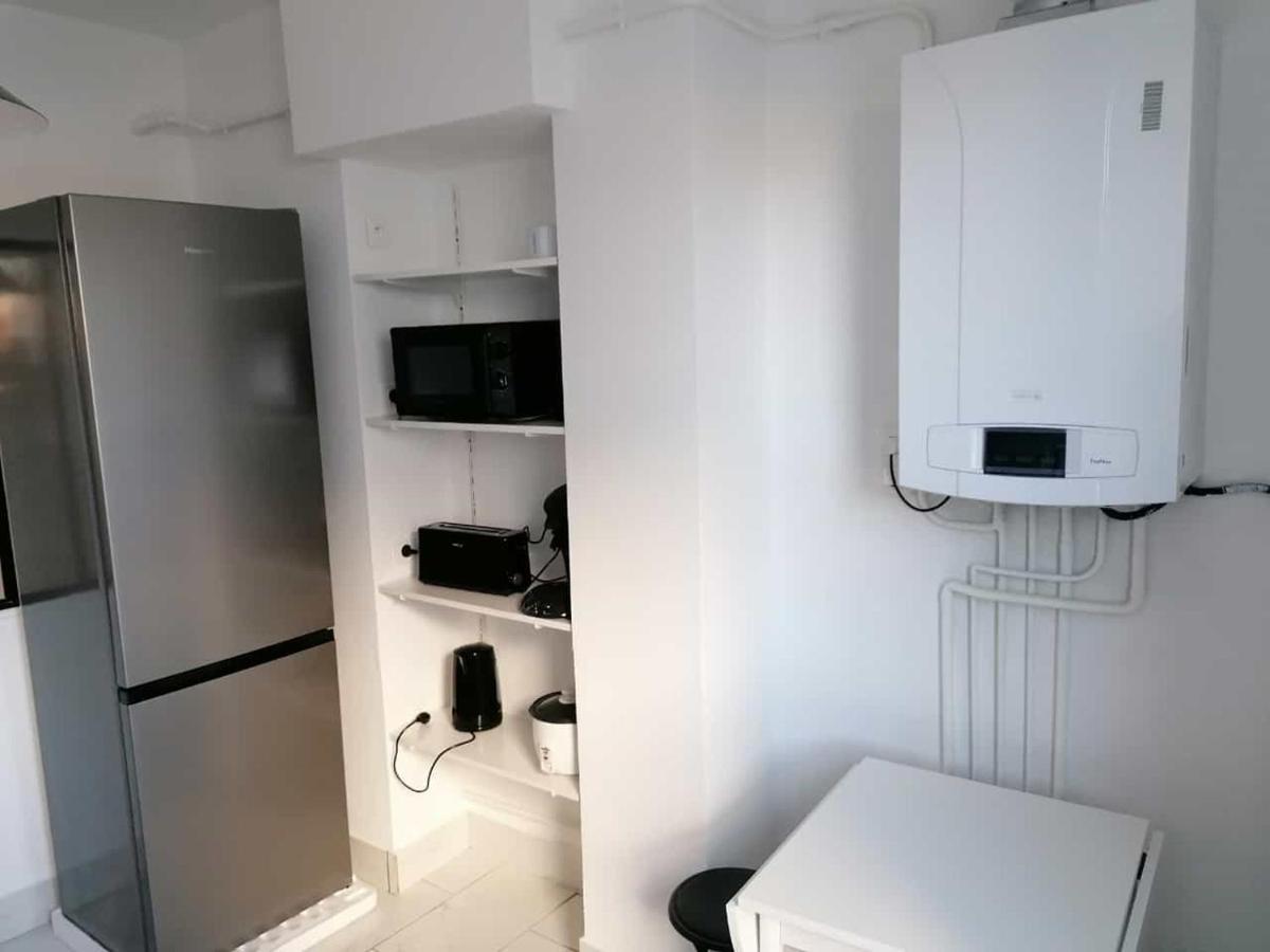 Sweet Appartment Avec Wifi Et Parking Clermont-Ferrand Exterior photo
